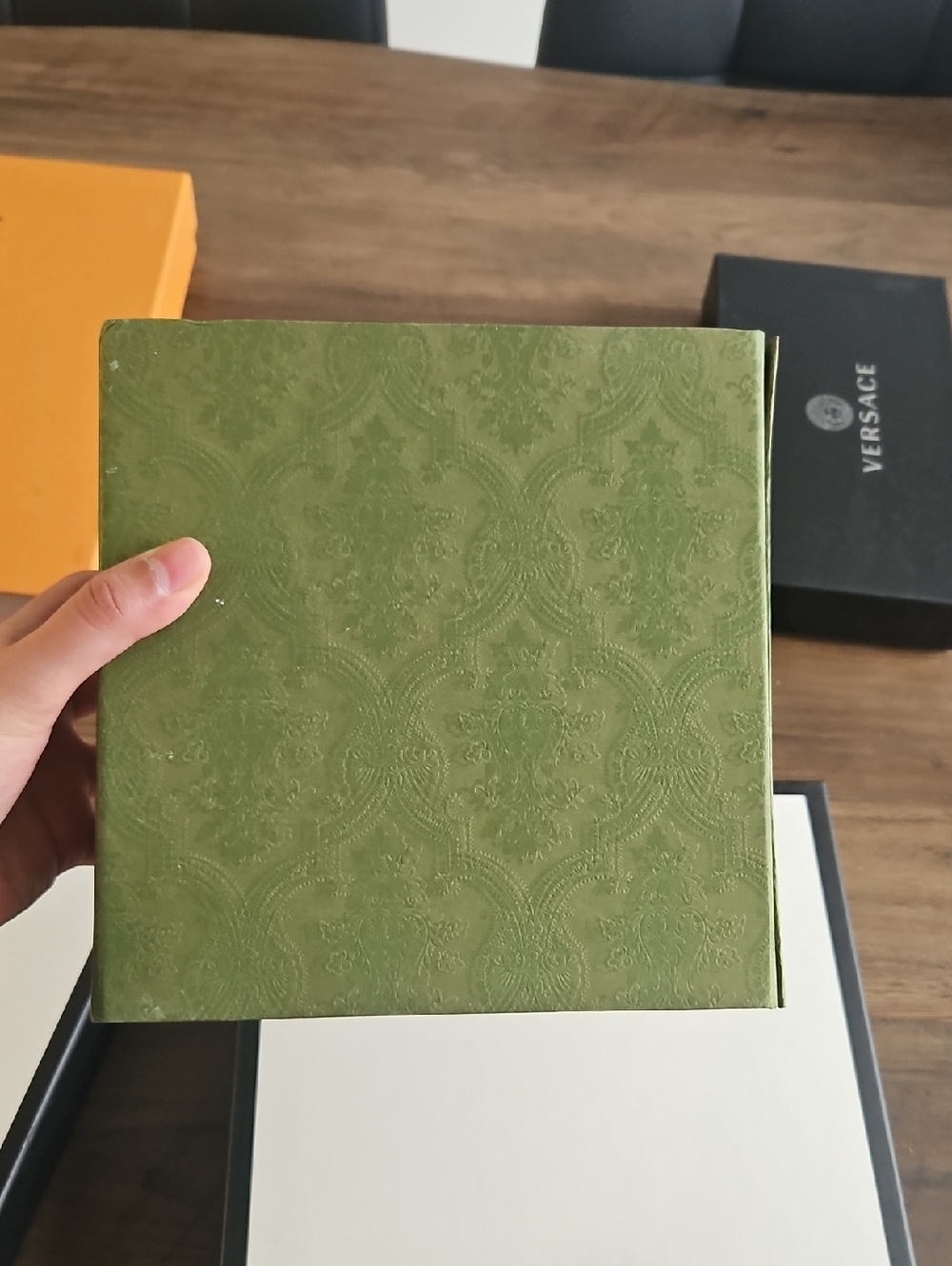 GUCCI Men's Accessory Box - Olive Green - Picture 3 of 3